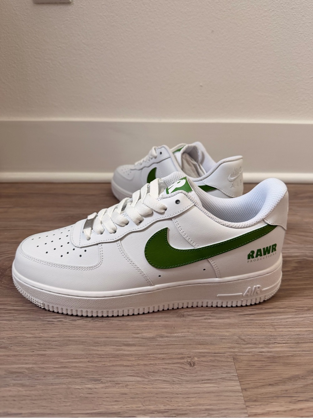 NIKE - AirForce 1’07 - Custom/New!